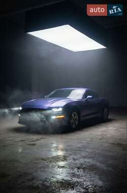 Купе Ford Mustang 2018 в Києві