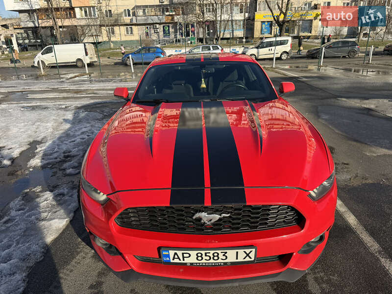 Купе Ford Mustang 2015 в Киеве
