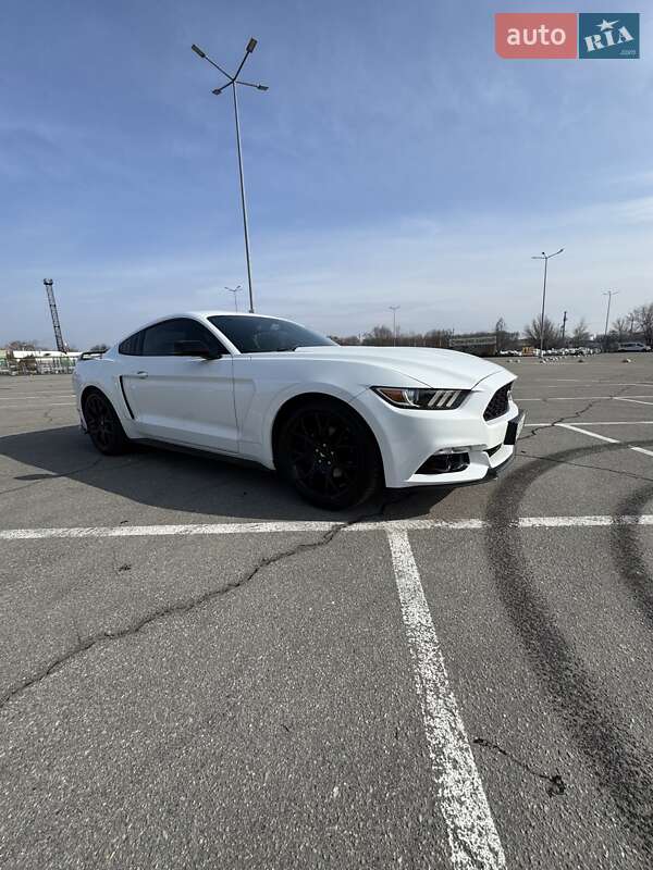 Купе Ford Mustang 2016 в Дніпрі фото 8 Купе Ford Mustang 2016 в Дніпрі