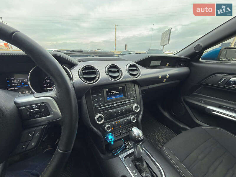 Купе Ford Mustang 2017 в Львові