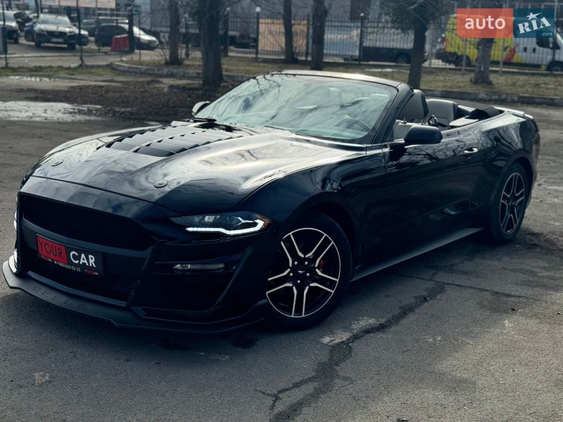 Кабриолет Ford Mustang 2019 в Киеве