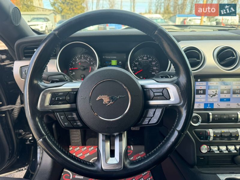 Кабриолет Ford Mustang 2019 в Киеве