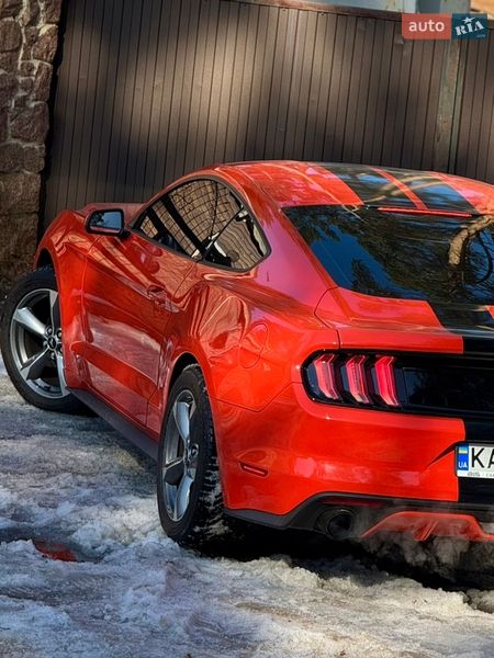 Купе Ford Mustang 2016 в Києві