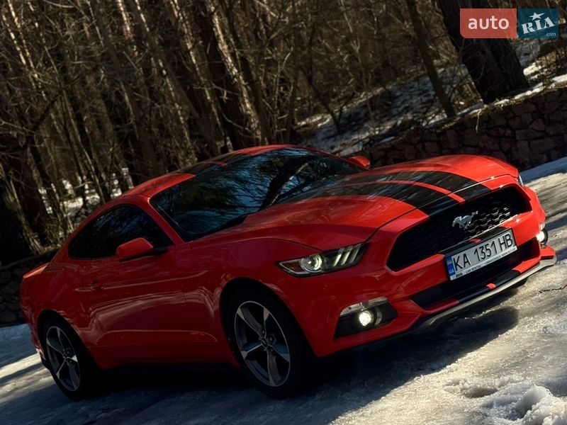 Купе Ford Mustang 2016 в Києві