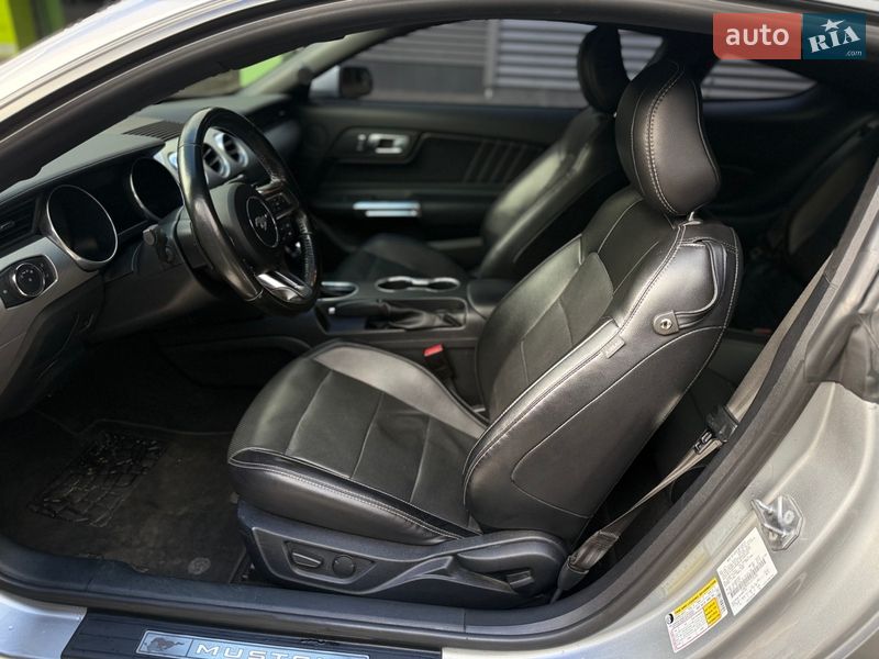Купе Ford Mustang 2019 в Киеве