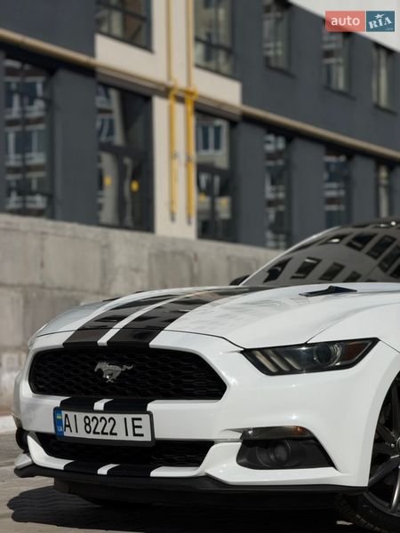 Купе Ford Mustang 2016 в Бучі