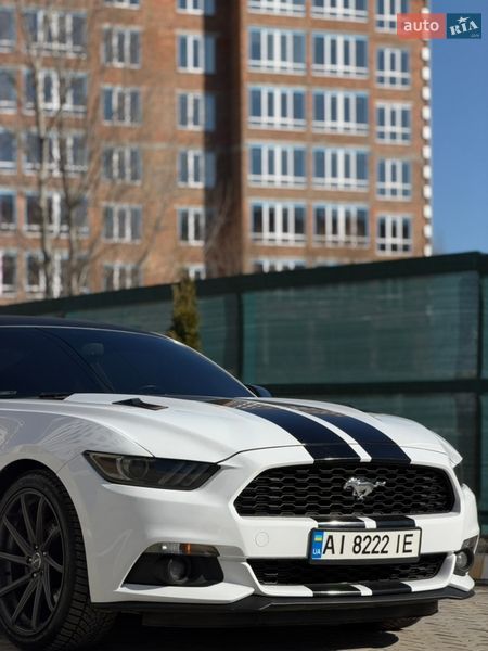 Купе Ford Mustang 2016 в Бучі