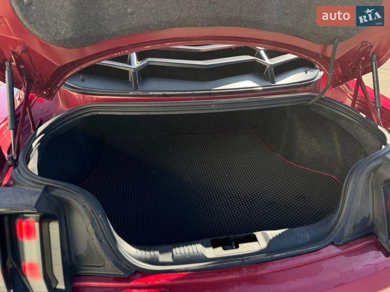 Купе Ford Mustang 2015 в Києві