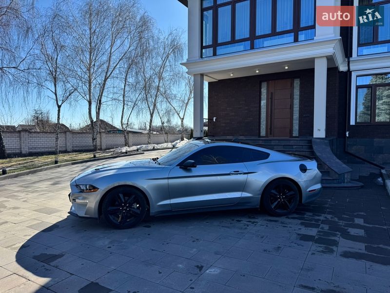 Купе Ford Mustang 2021 в Киеве