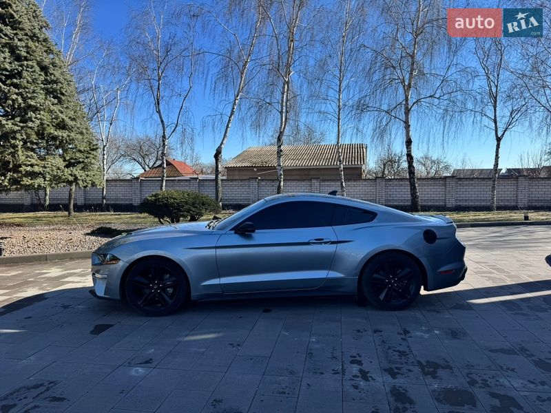 Купе Ford Mustang 2021 в Киеве