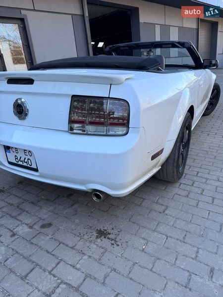 Кабриолет Ford Mustang 2008 в Киеве