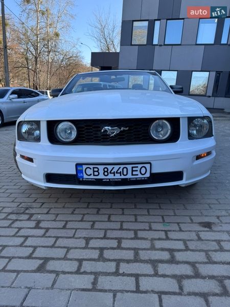 Кабриолет Ford Mustang 2008 в Киеве
