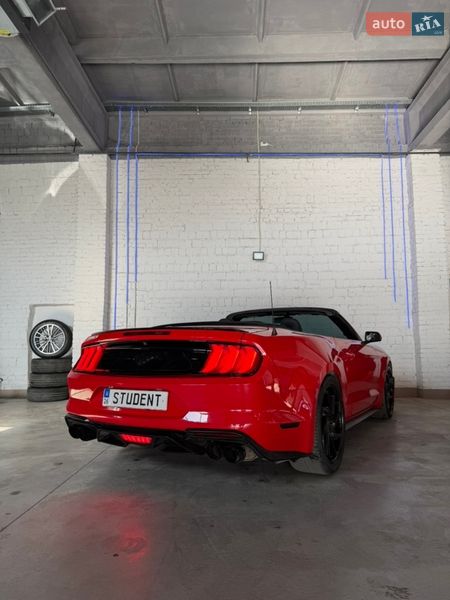 Кабриолет Ford Mustang 2019 в Черновцах