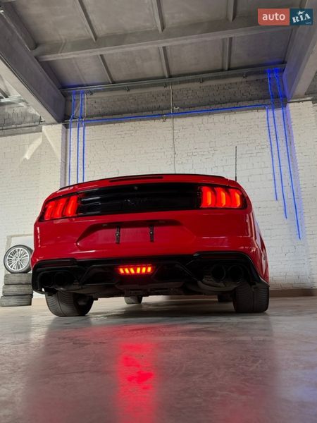 Кабриолет Ford Mustang 2019 в Черновцах