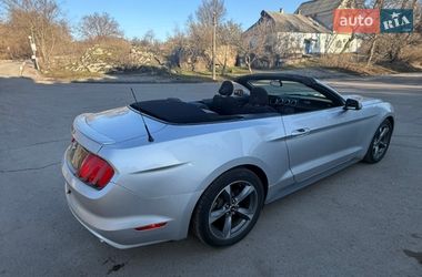 Кабриолет Ford Mustang 2015 в Корсуне-Шевченковском