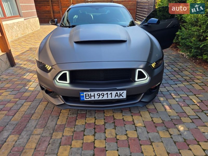 Купе Ford Mustang 2015 в Одесі