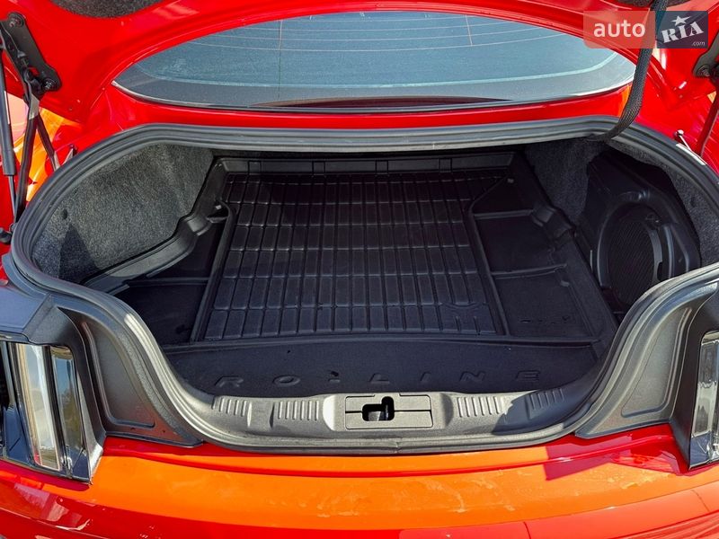 Купе Ford Mustang 2016 в Києві