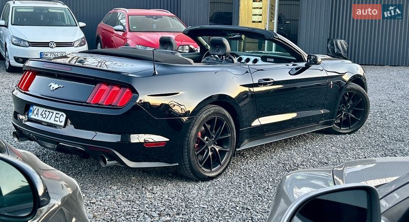 Кабріолет Ford Mustang 2015 в Мукачевому
