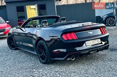 Кабріолет Ford Mustang 2015 в Мукачевому