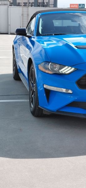 Кабриолет Ford Mustang 2018 в Киеве