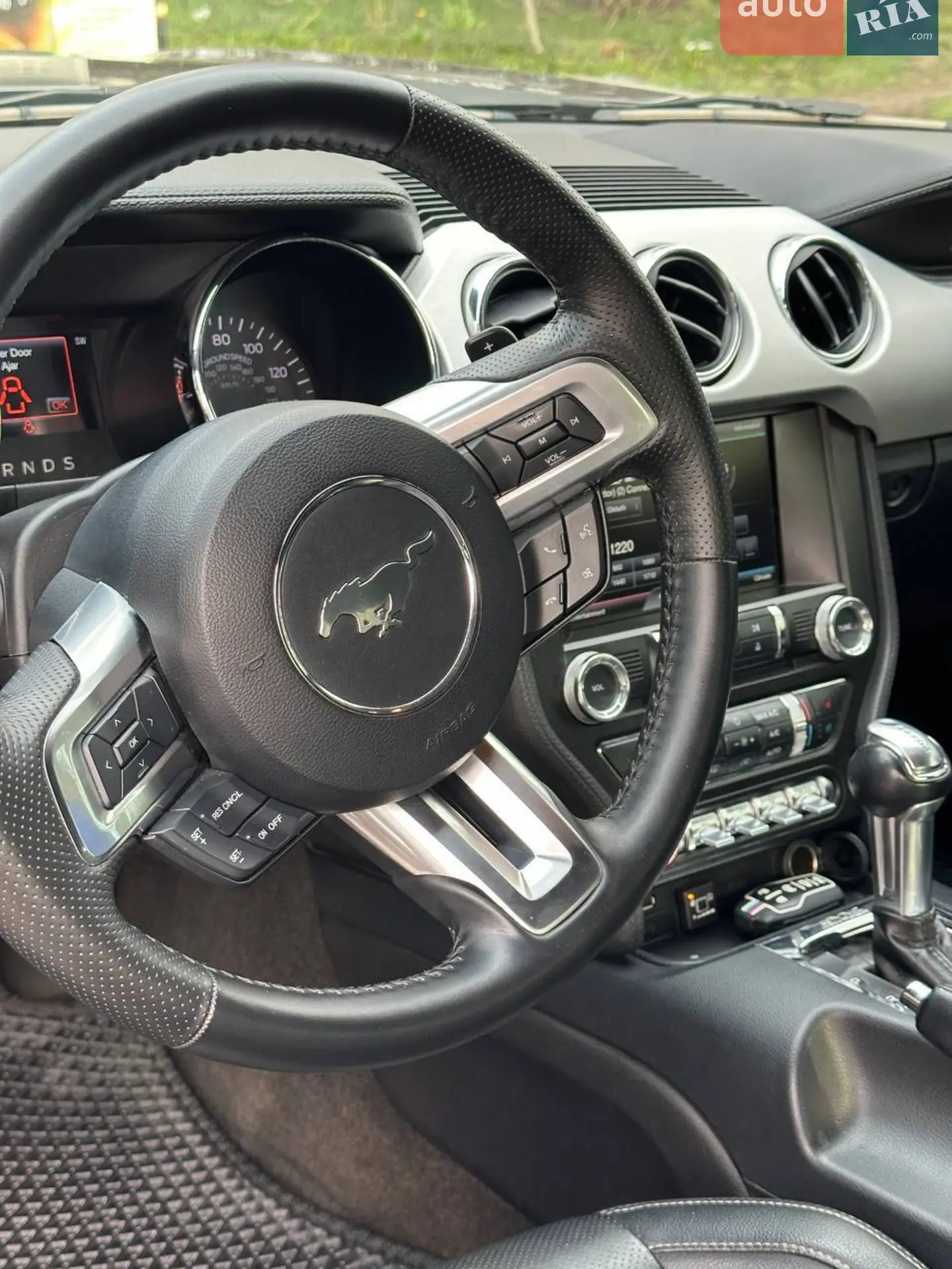 2014 Ford Mustang - мініатюра 8