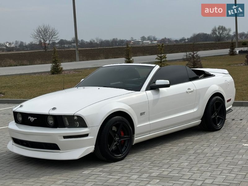 Кабріолет Ford Mustang 2006 в Чернівцях фото 11 Кабріолет Ford Mustang 2006 в Чернівцях