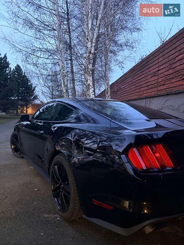 Купе Ford Mustang 2017 в Киеве фото 9 Купе Ford Mustang 2017 в Киеве