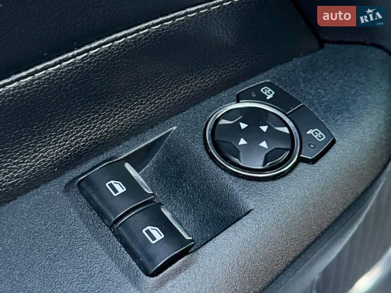 Купе Ford Mustang 2015 в Киеве фото 26 Купе Ford Mustang 2015 в Киеве