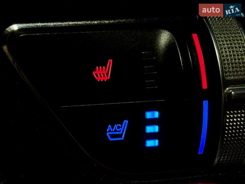 Купе Ford Mustang 2015 в Киеве фото 47 Купе Ford Mustang 2015 в Киеве