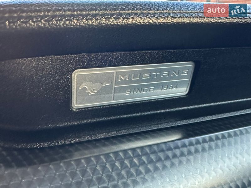 Купе Ford Mustang 2017 в Богодухове