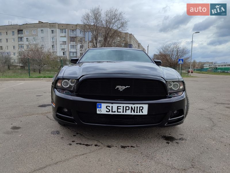 Купе Ford Mustang 2014 в Вознесенске