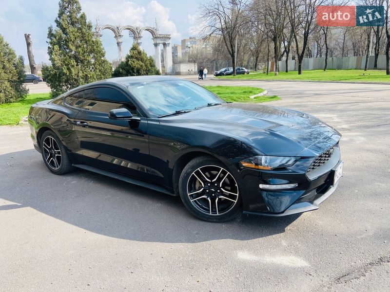 Купе Ford Mustang 2017 в Каменском