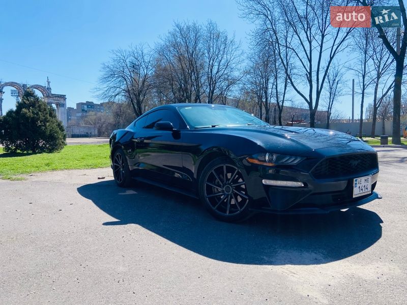Купе Ford Mustang 2017 в Каменском