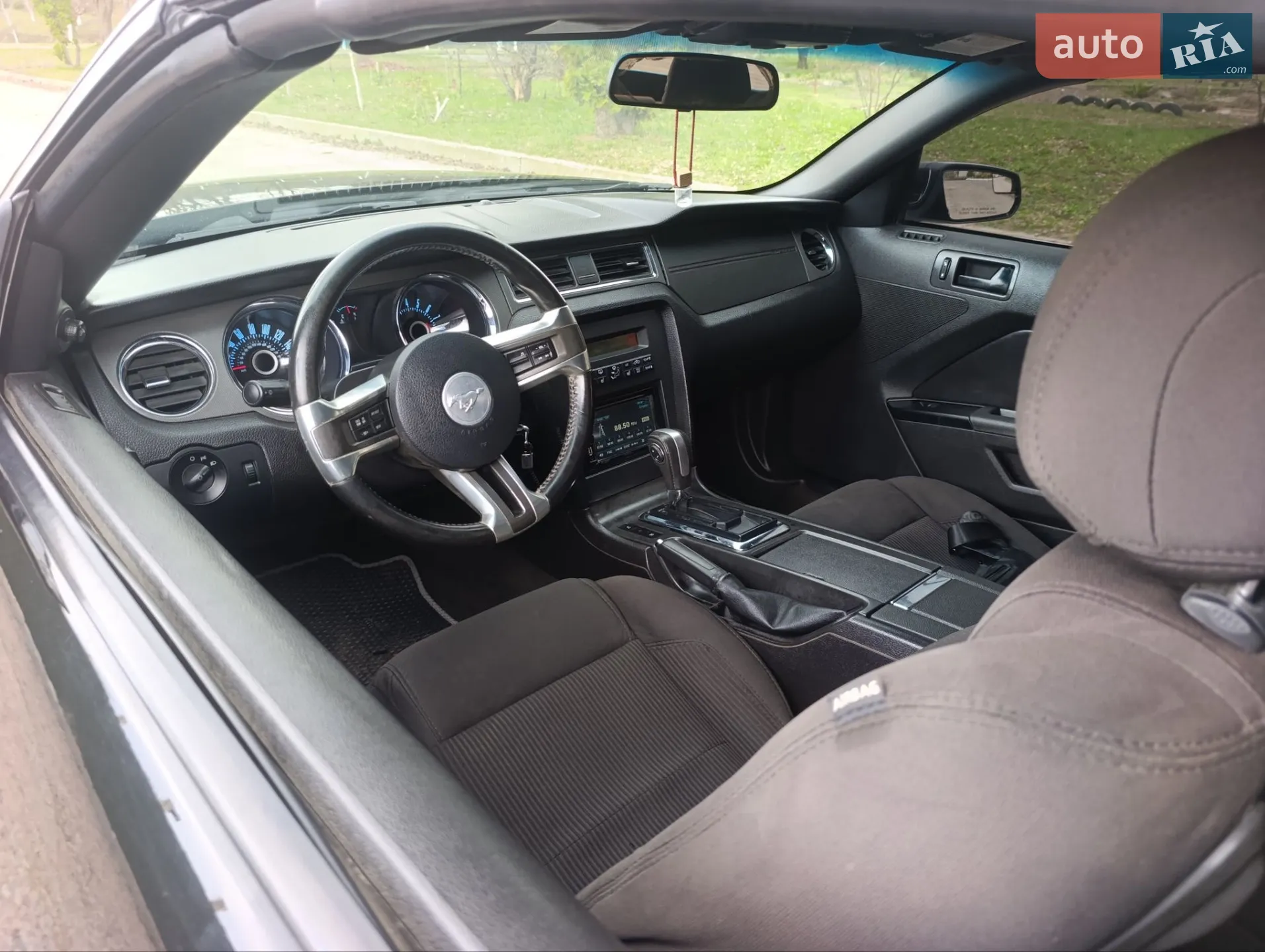 2012 Ford Mustang - мініатюра 7