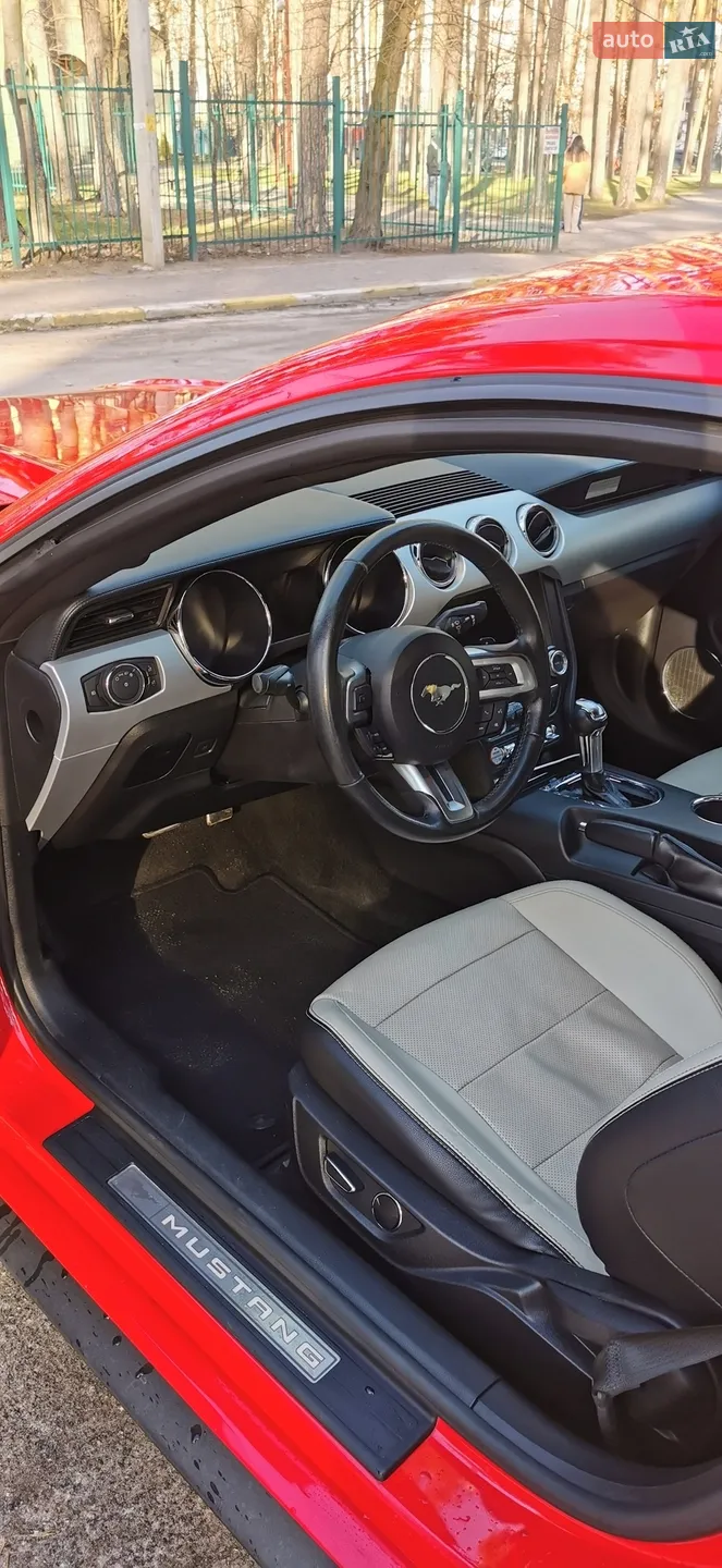 2017 Ford Mustang - мініатюра 4