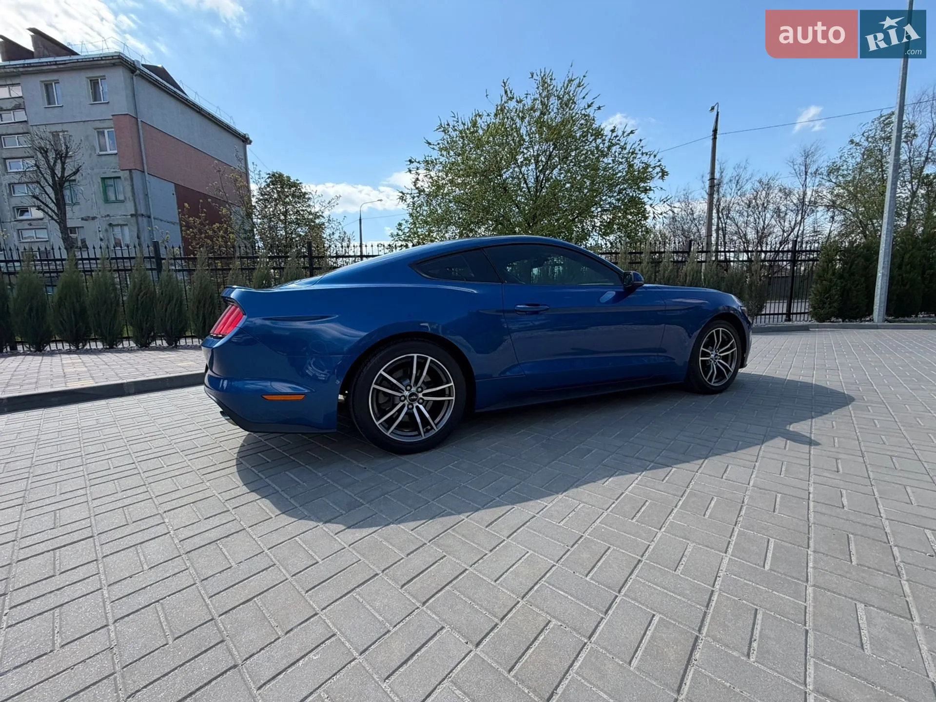 2017 Ford Mustang - мініатюра 16