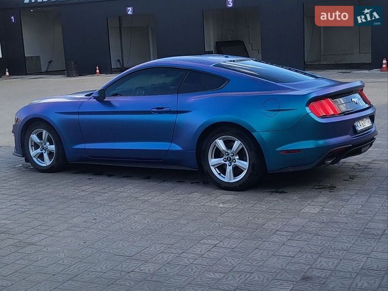 Купе Ford Mustang 2018 в Києві