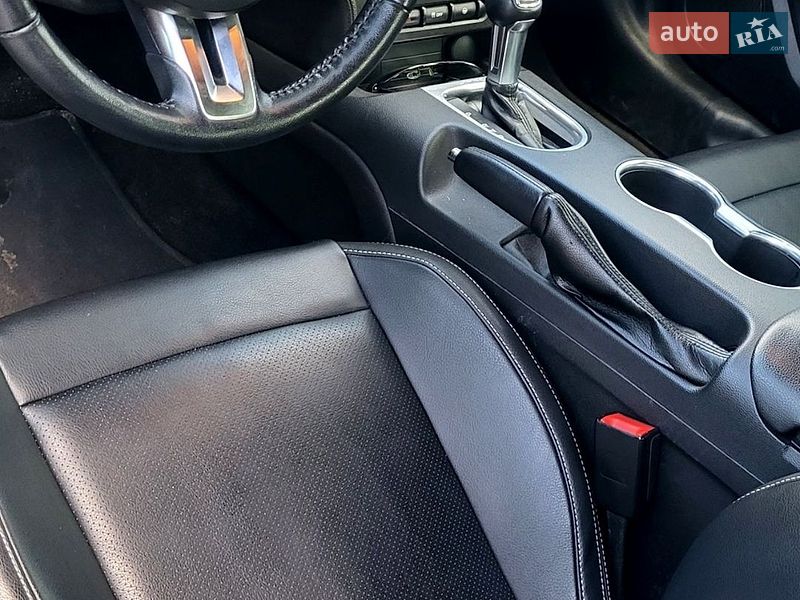 Купе Ford Mustang 2018 в Києві