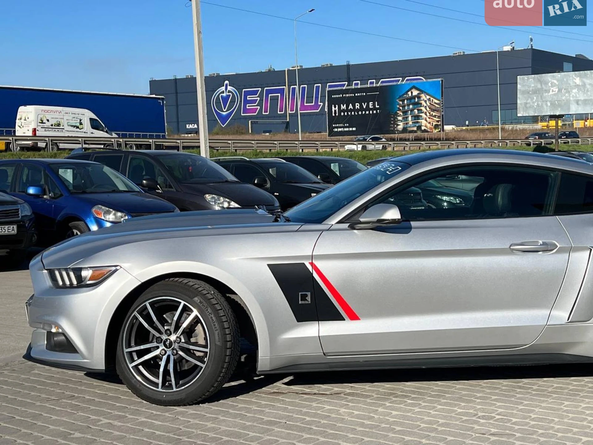 2017 Ford Mustang - мініатюра 4