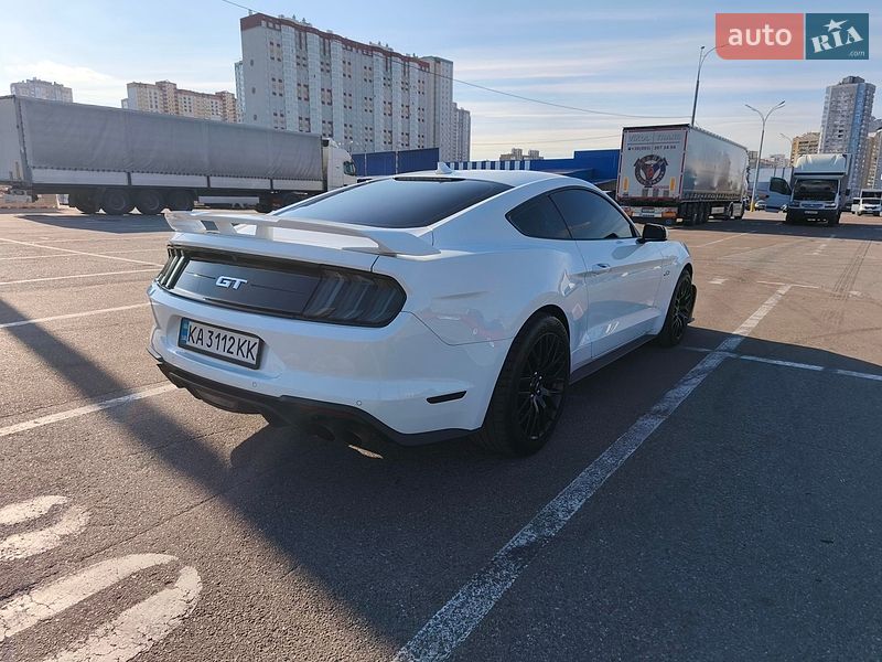 Купе Ford Mustang 2020 в Киеве