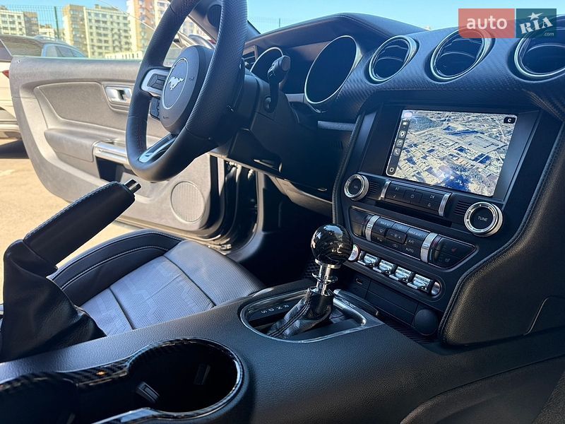Купе Ford Mustang 2018 в Киеве