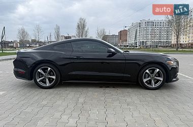 Купе Ford Mustang 2015 в Ирпене
