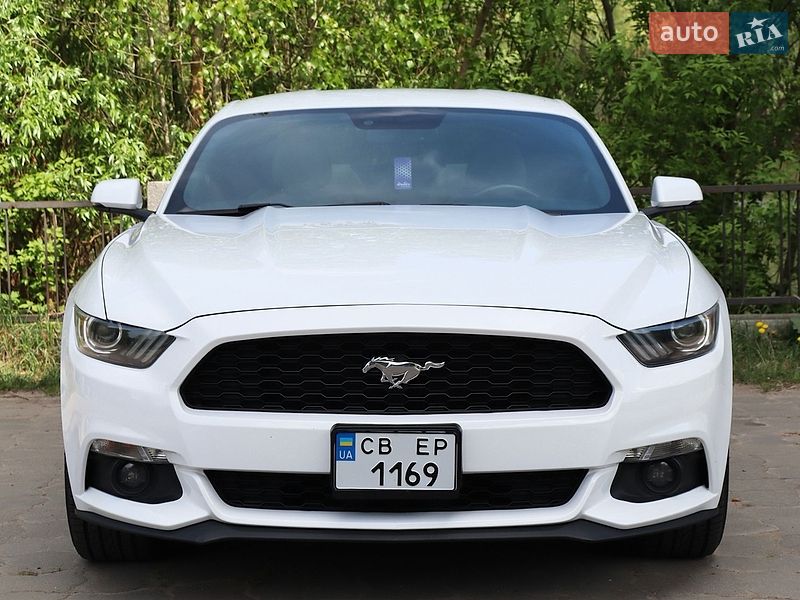 Купе Ford Mustang 2017 в Чернігові