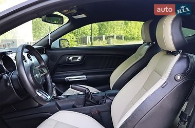 Купе Ford Mustang 2017 в Чернігові