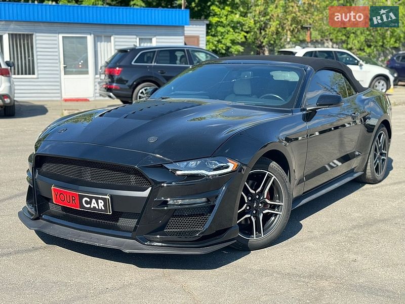 Кабриолет Ford Mustang 2019 в Киеве