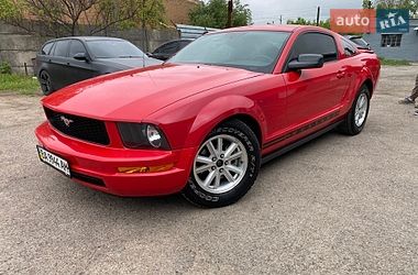 Купе Ford Mustang 2008 в Кропивницком