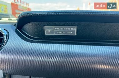 Купе Ford Mustang 2015 в Чернівцях