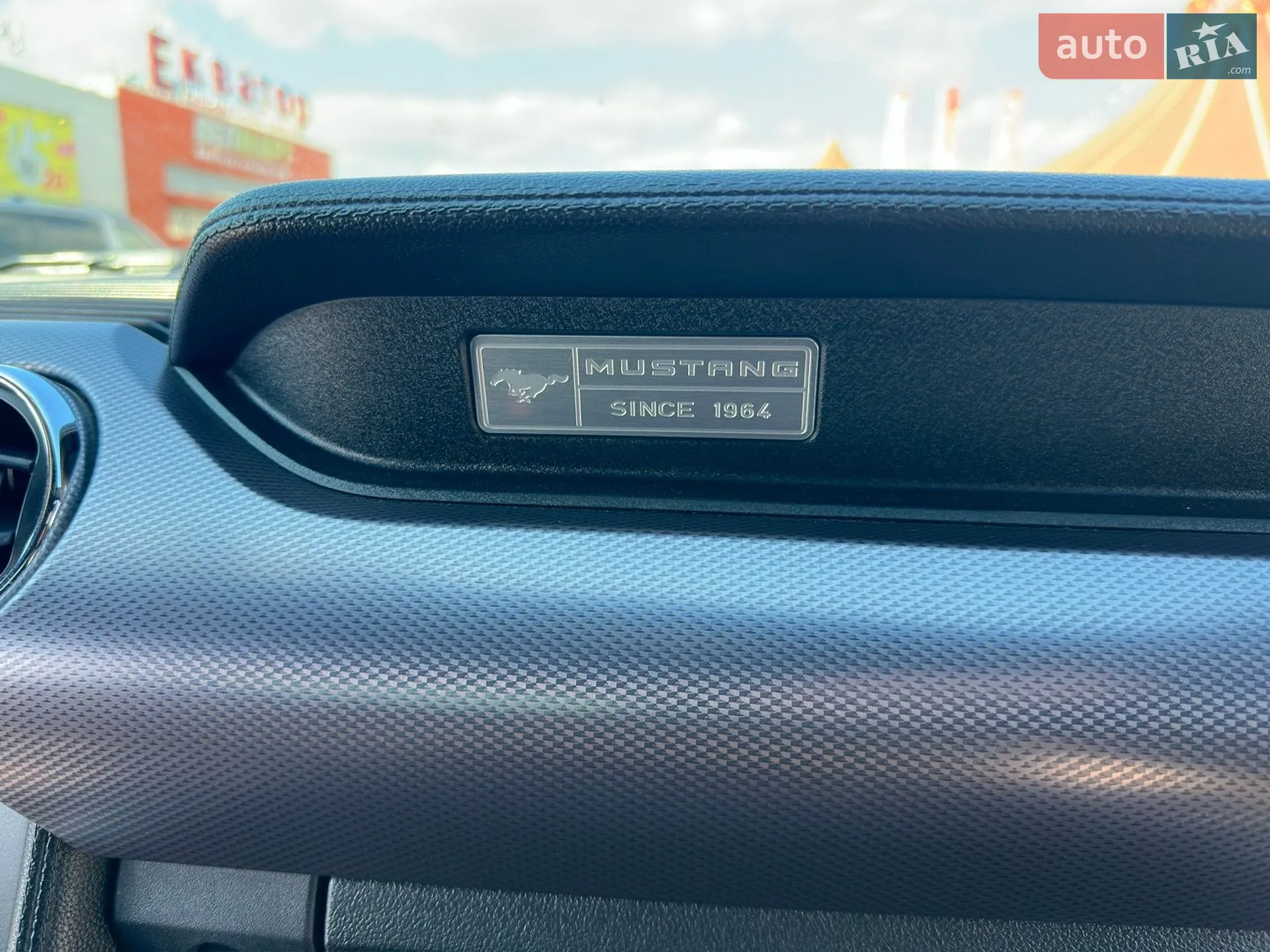 2015 Ford Mustang - мініатюра 18
