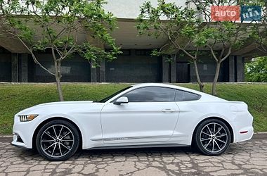 Купе Ford Mustang 2015 в Сумах