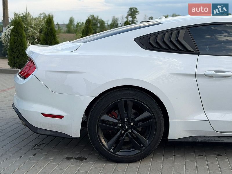 Купе Ford Mustang 2019 в Луцьку фото 5 Купе Ford Mustang 2019 в Луцьку